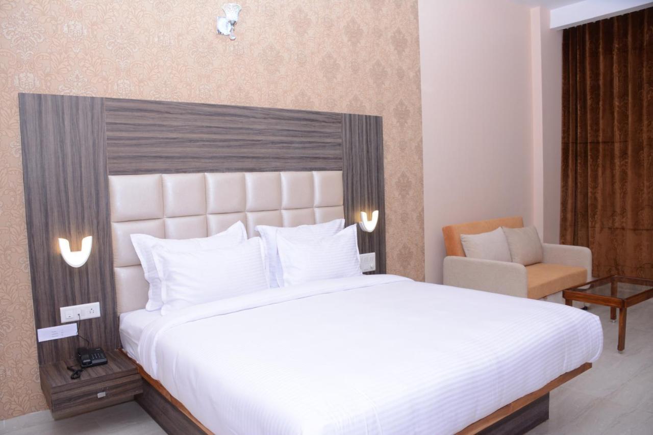 Ratnaa Resort Khamshet Kültér fotó