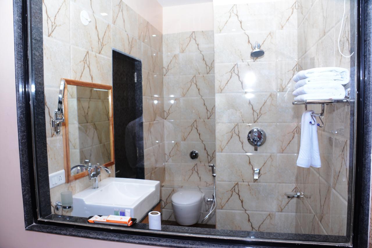 Ratnaa Resort Khamshet Kültér fotó