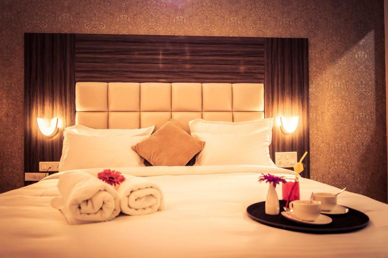 Ratnaa Resort Khamshet Kültér fotó